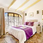 Villa Jessie By