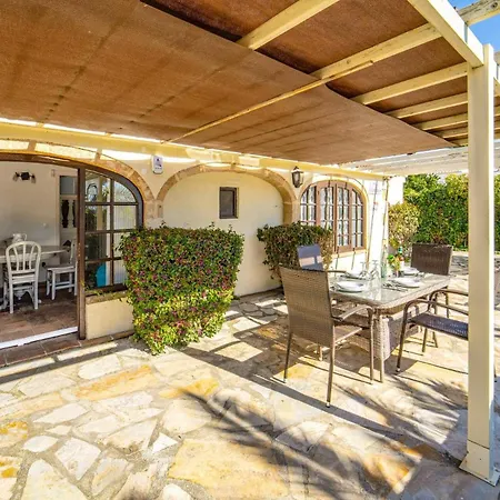 Villa Jessie By Montgo