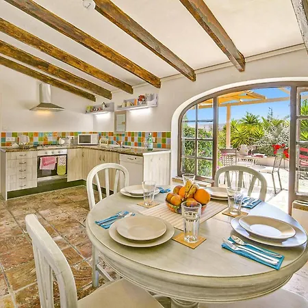 Villa Jessie By Montgo